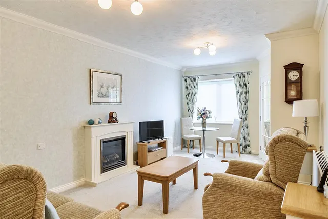 Normandy Drive, Yate, BS37, photo 2