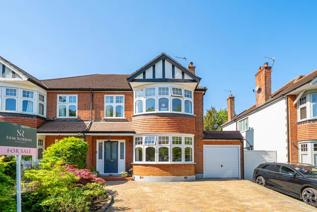 South Drive, Ruislip, HA4, photo 1