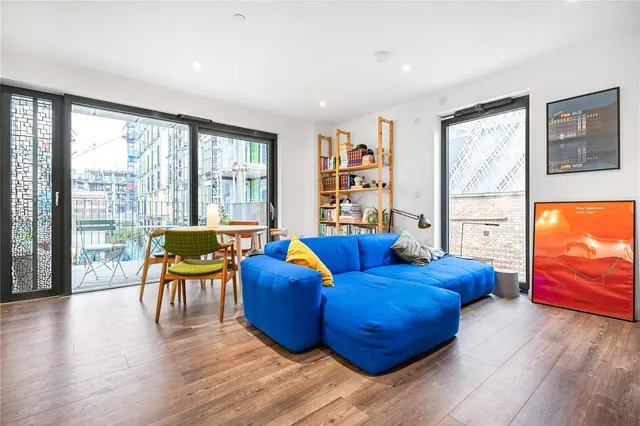 Wallis Road, London, E9 5TB, photo 1