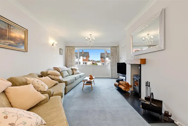 Woodbank Drive, Wollaton, NG8, photo 2