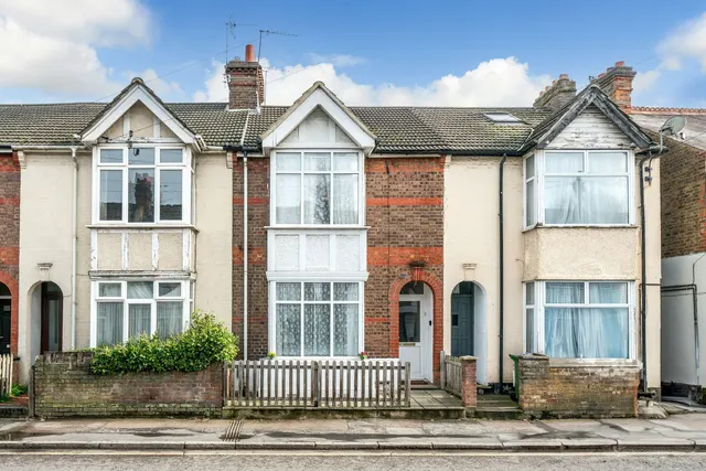 Cassio Road, Watford, WD18, photo 1