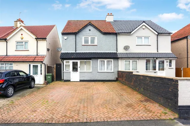 Clensham Lane, Sutton, Surrey, SM1 2ND, photo 1