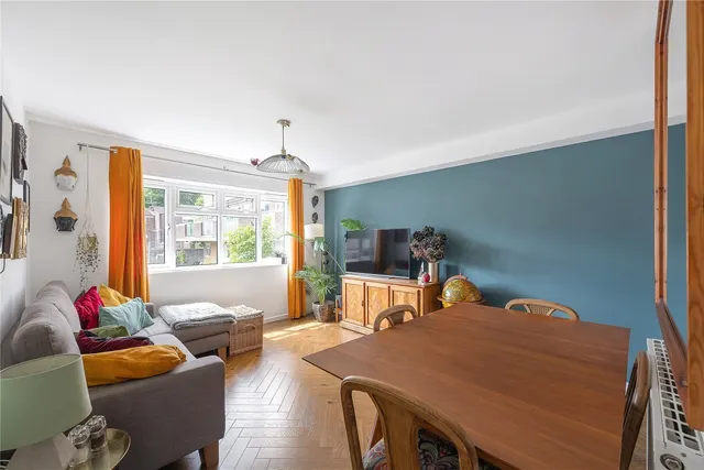Photo 2 — Gideon Road, Battersea, SW11