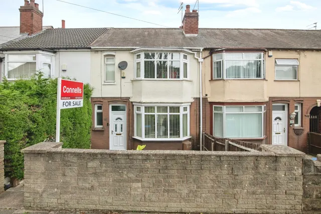 Bilhay Lane, West Bromwich, photo 1