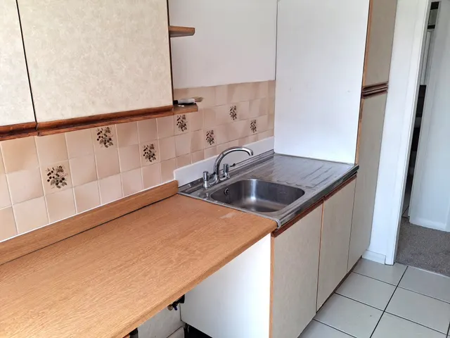 Church Road, Ashford, TW15, photo 3