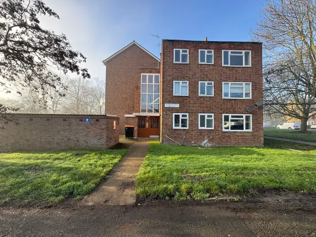 Rubens Road, Northolt, UB5, photo 1