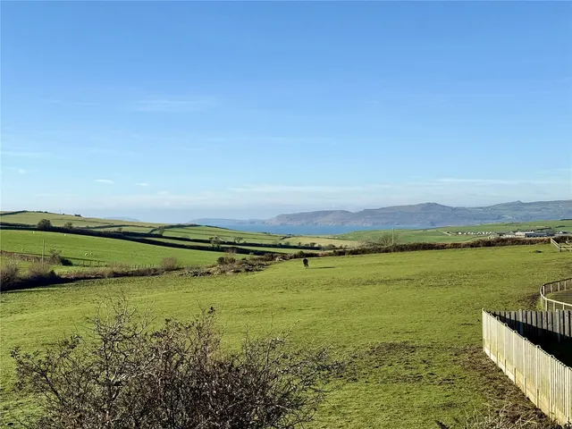 Dwyfor Estate, Bwlchtocyn, LL53, photo 2