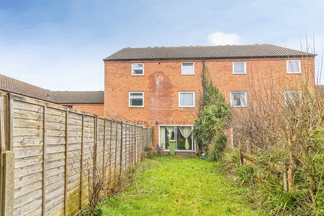 Photo 2 — Fletchers Mews, Neath Hill, Milton Keynes, Buckinghamshire, MK14