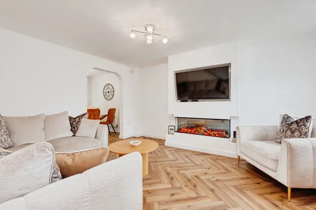 Brigadier Drive, Liverpool, L12, photo 3