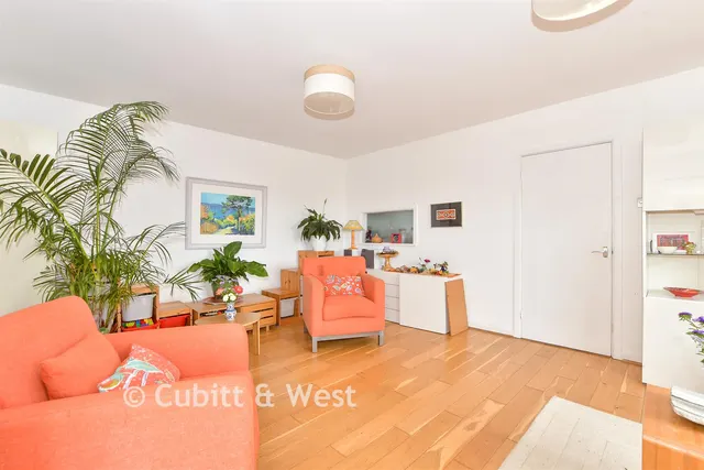 Forest Row, RH18, photo 3