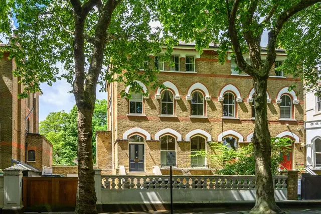 Highbury New Park, London, N5 2EU, photo 1