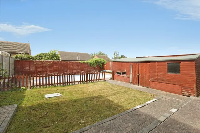 Waverley Avenue, Minster On Sea, ME12, photo 3
