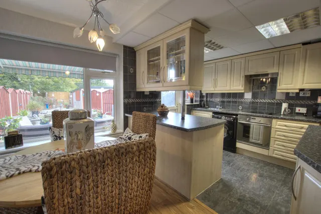 Rectory Avenue, Lowton, WA3, photo 2