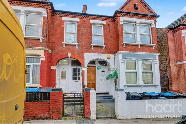 Mersham Road, Thornton Heath, CR7, photo 1