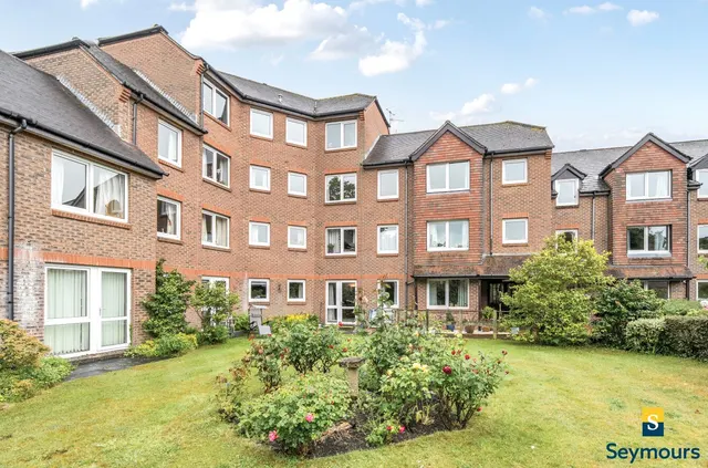 York Road, Guildford, GU1, photo 1