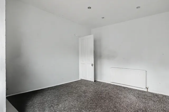 Photo 3 — Douglas Road, Parkstone