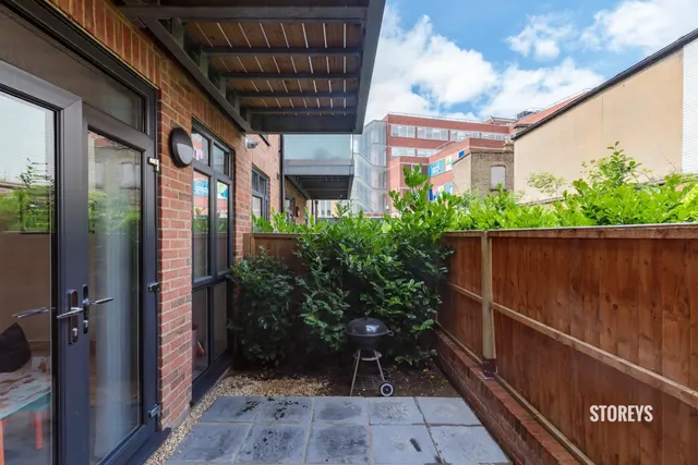 Clockhouse Avenue, Barking, IG11, photo 2