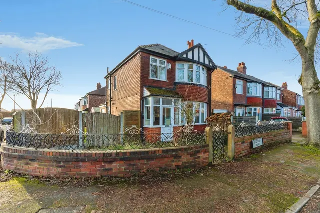 Bedford Road, Firswood, M16, photo 1