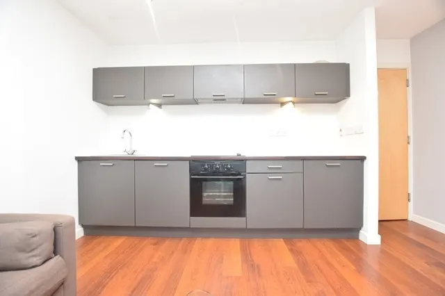 Q4 Apartments, 185 Upper Allen Street, S3 7GT, photo 1