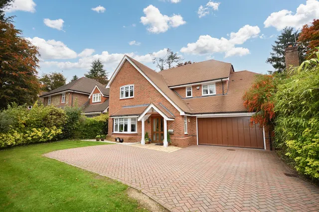 5 bedroom house, Chacombe Place, Beaconsfield, HP9