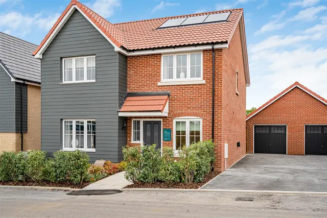 Thaxted Road, Saffron Walden, CB10, photo 1