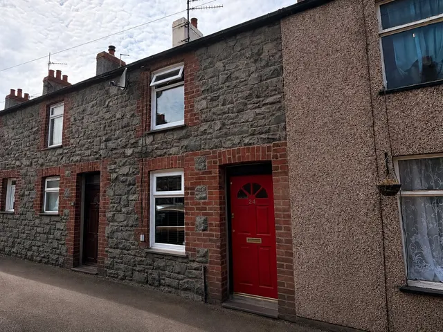 Tan Y Graig, Bangor, LL57, photo 1