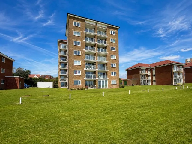 Sutton Place, Bexhill on Sea, photo 1