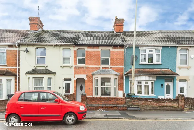 Cricklade Road, Gorse Hill, SN2, photo 1