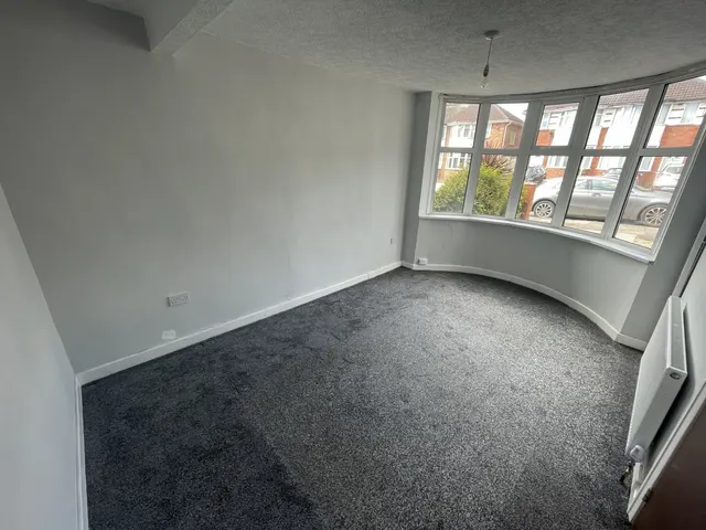Haycroft Avenue, Birmingham, B8, photo 3