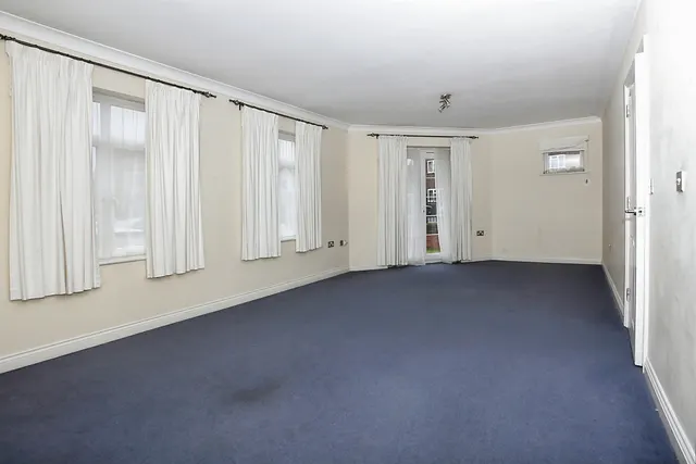 Photo 2 — Fletton Avenue, Peterborough