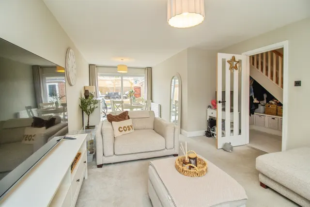 Cetus Crescent, Leighton Buzzard, LU7, photo 2