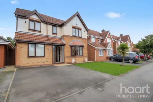 Copse Grove, LE11, photo 1
