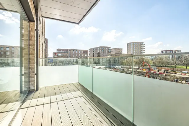 Photo 3 — Latimer Square, SE10