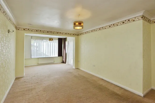 Shenley Road, Bletchley, MK3, photo 3