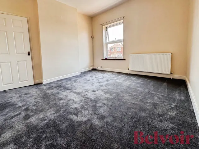 High Street, Newchapel, ST7, photo 1
