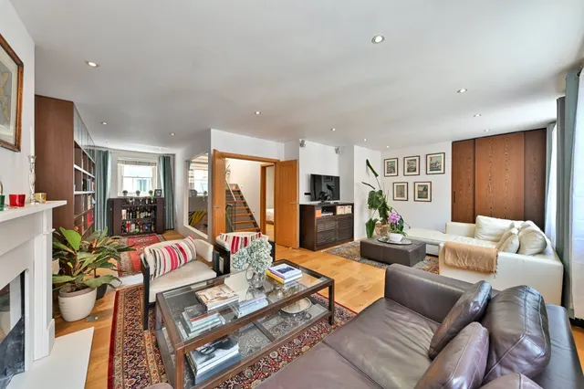 Pavilion Road, Knightsbridge, SW1X, photo 2