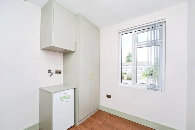 Church Road, Ealing, UB5, photo 3