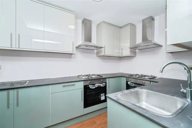Church Road, Ealing, UB5, photo 1