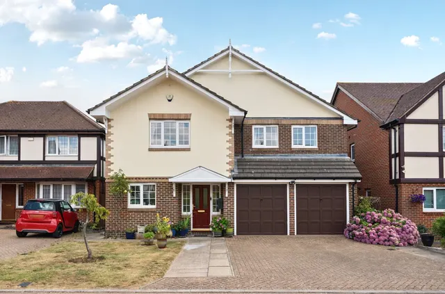Brunel Close, Romford, RM1, photo 1