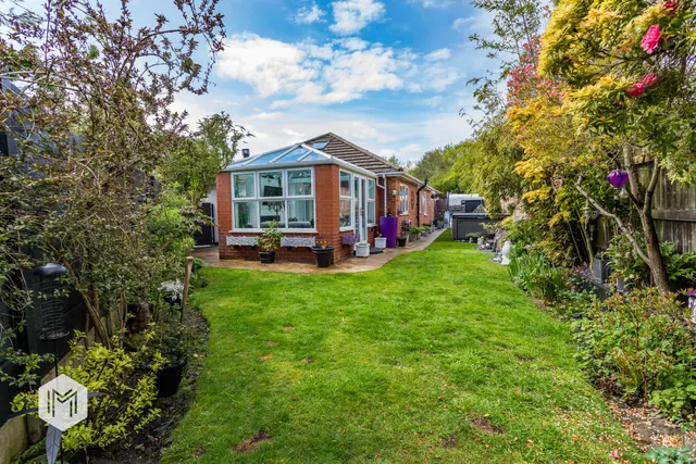 Photo 2 — Ellis Crescent, Worsley, Manchester, M28 0SB