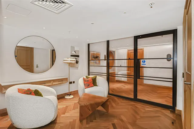 Newcastle Place, London, W2, photo 1