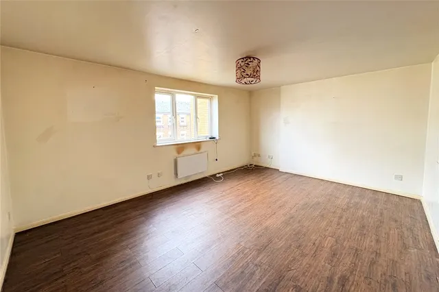 Photo 3 — Ascot Court, Aldershot, Hampshire, GU11 1HG