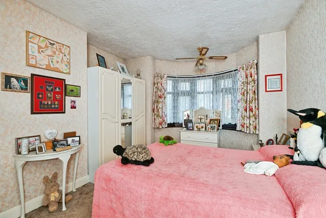 Minster Road, Minster on Sea, ME12, photo 3