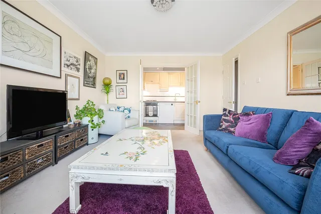 Candler Mews, Twickenham, TW1, photo 3