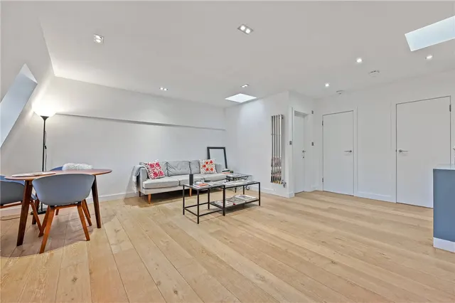 Inverness Terrace, London, W2, photo 1