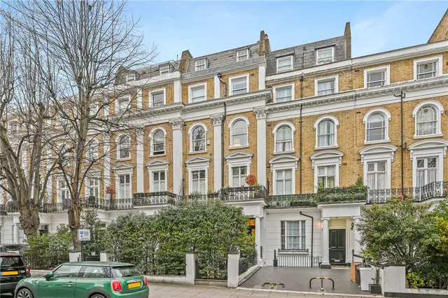 Inverness Terrace, London, W2, photo 2