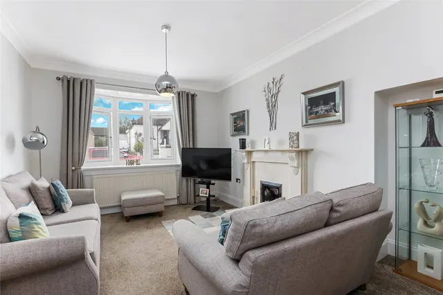 Photo 3 — Woodside Avenue, Rutherglen, Glasgow, South Lanarkshire, G73