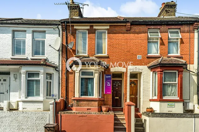 Corporation Road, Gillingham, Kent, ME7, photo 1