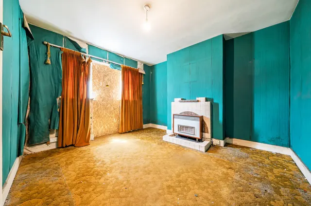 Photo 3 — Pinewood Avenue, Sidcup, DA15 8BB