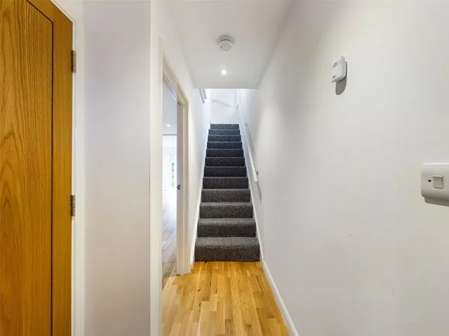 Grover Gardens, Romford, RM5, photo 2